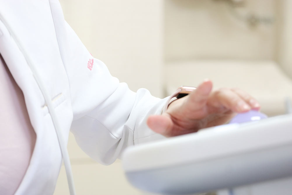 十河千恵院長の診察の様子